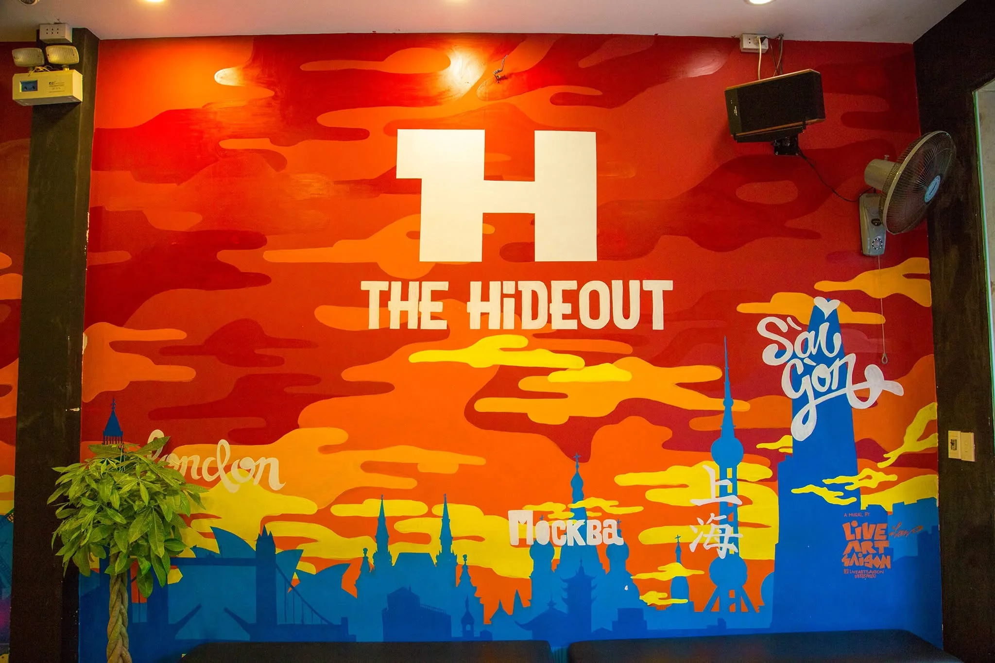 The Hideout commercial mural
